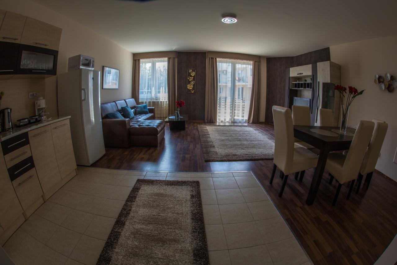 Aqua Line Apartmanhaz Хайдусобосло Экстерьер фото