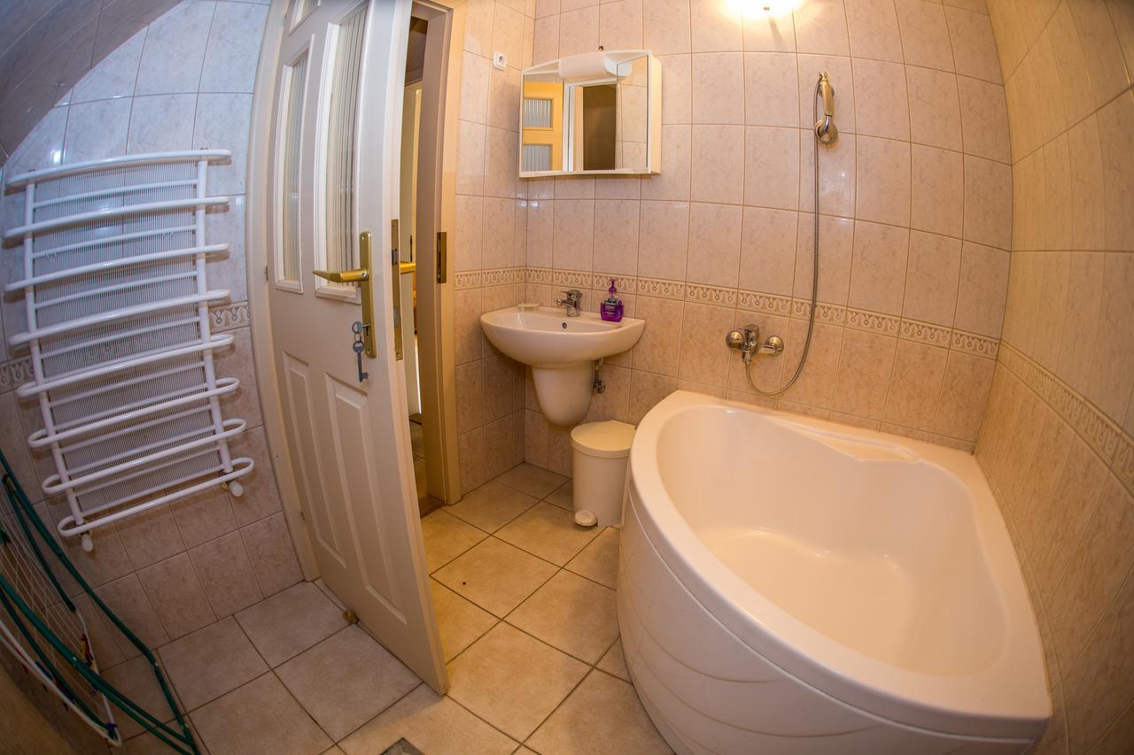 Aqua Line Apartmanhaz Хайдусобосло Экстерьер фото