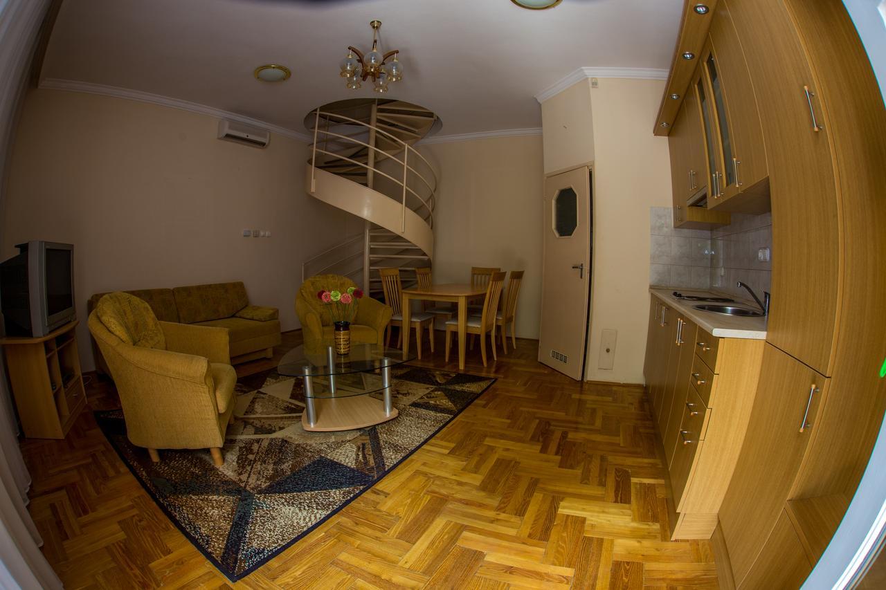 Aqua Line Apartmanhaz Хайдусобосло Экстерьер фото